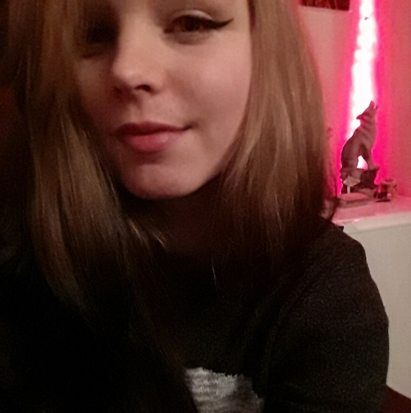 Meet your Posher, Paris - Picture 1 of 1